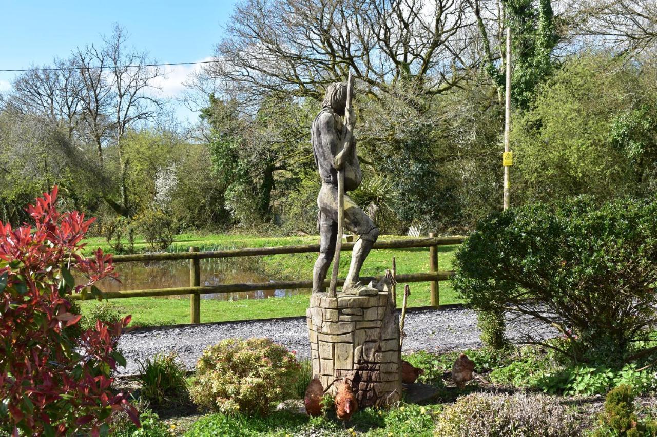 Luxury 2-Bed Barn Conversion In Llansteffan Carmarthen Exteriör bild